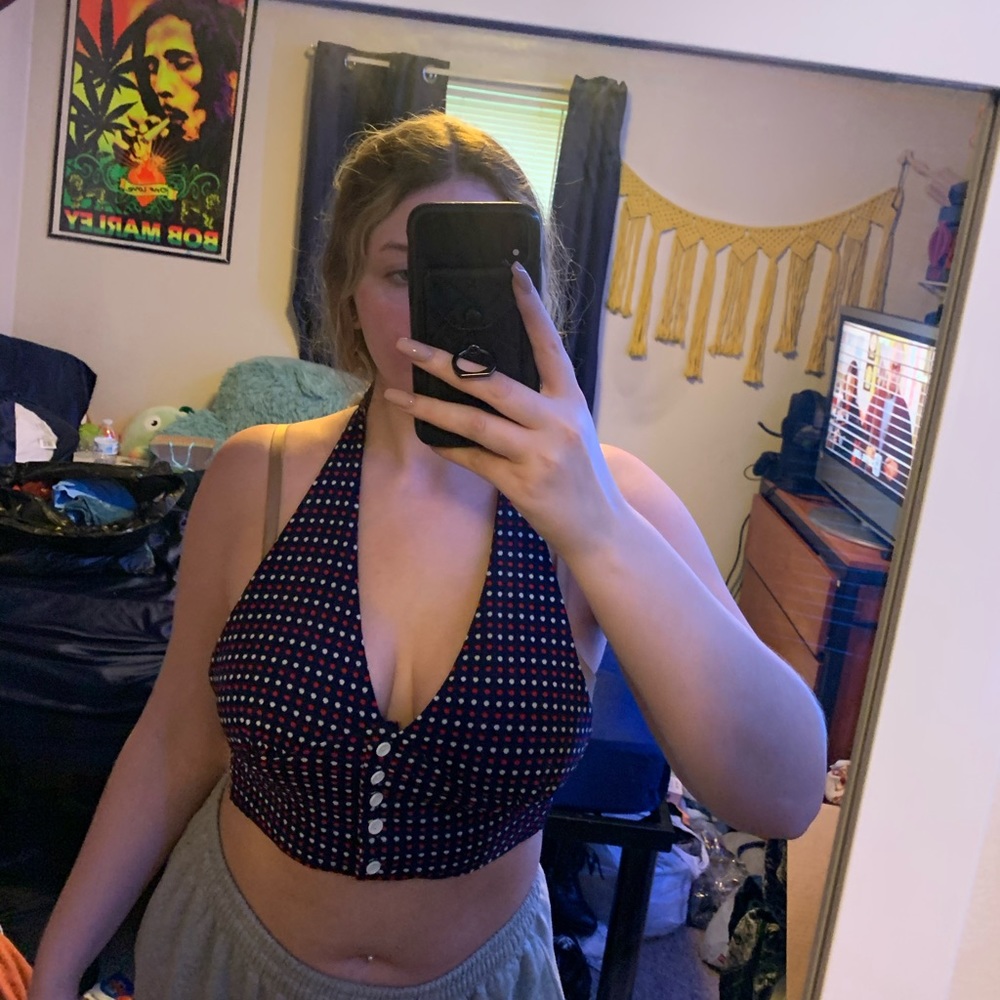 Halter top